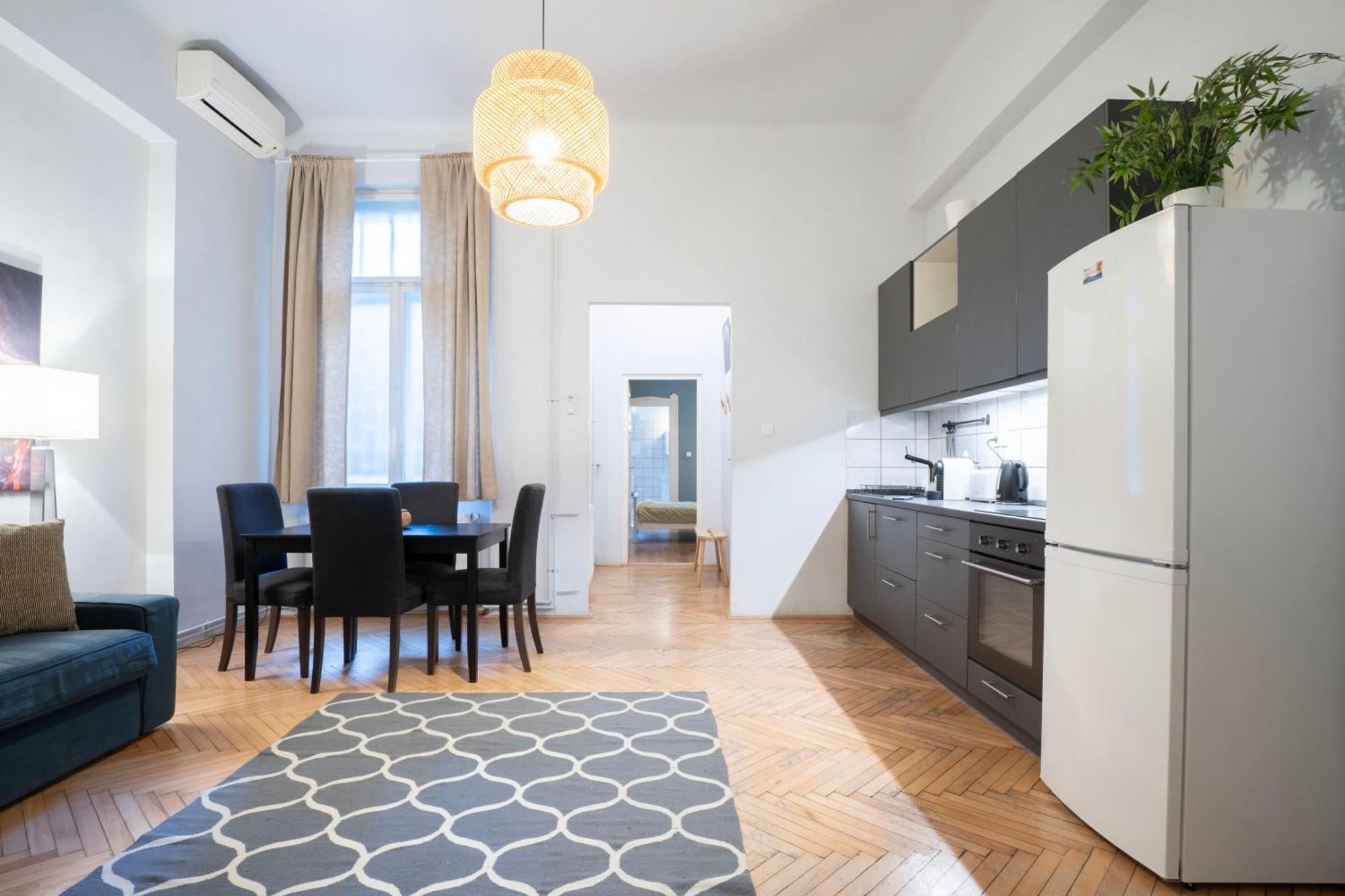 Super Comfort Apartment With 3 Rooms Next To Opera Budapešť Exteriér fotografie